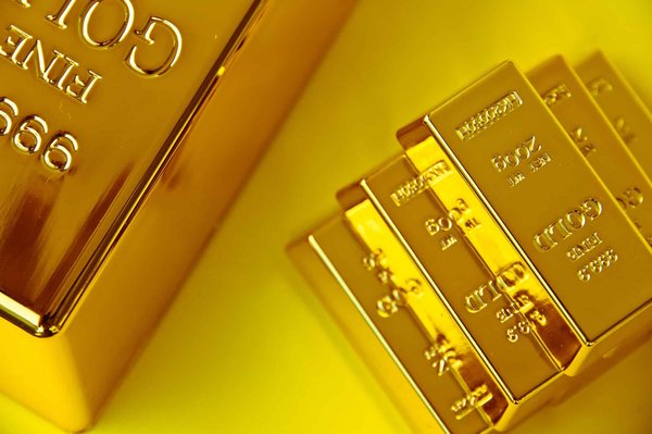 Vous souhaitez investir dans un actif sûr? Que pensez-vous des lingots d'or de 100 grammes?